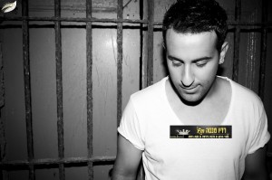 דודו אהרון – "אל תסגרי לי ת'דלת"